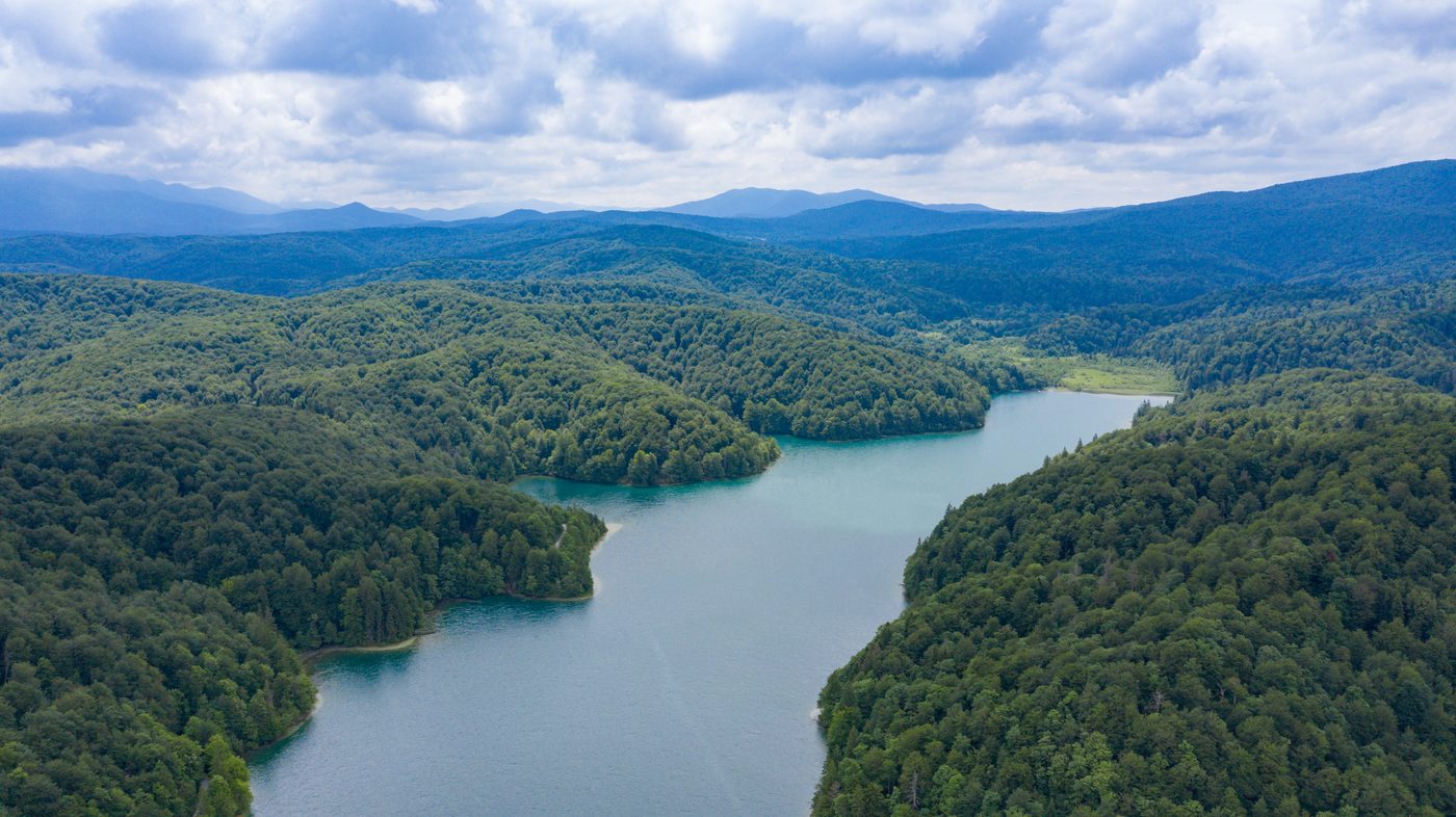 Lake Prošćansko Jezero, the southernmost Upper Lake at Plitvice, ringed by beech forest