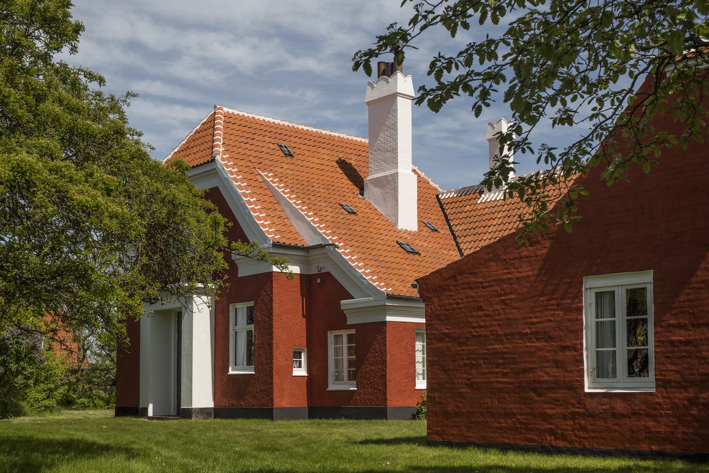 Anchers Hus in Skagen — yellow timber house with red tile roof, the protected Skagen-yellow facade scheme